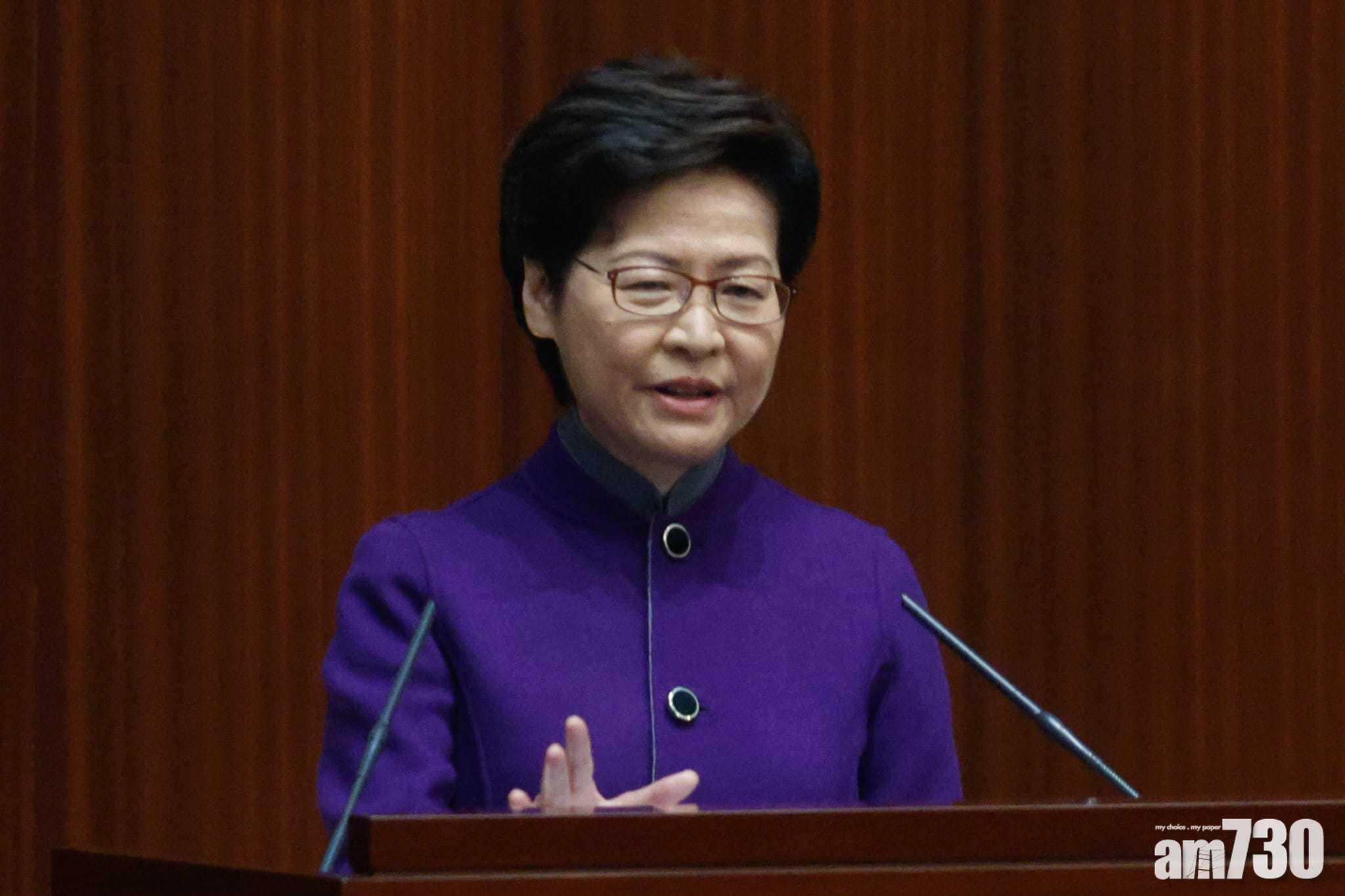 特首林鄭月娥表示,已指示將部分無地域限制的政府部門搬入北部都會區,以帶動發展,創造就業。(蘇文傑攝)