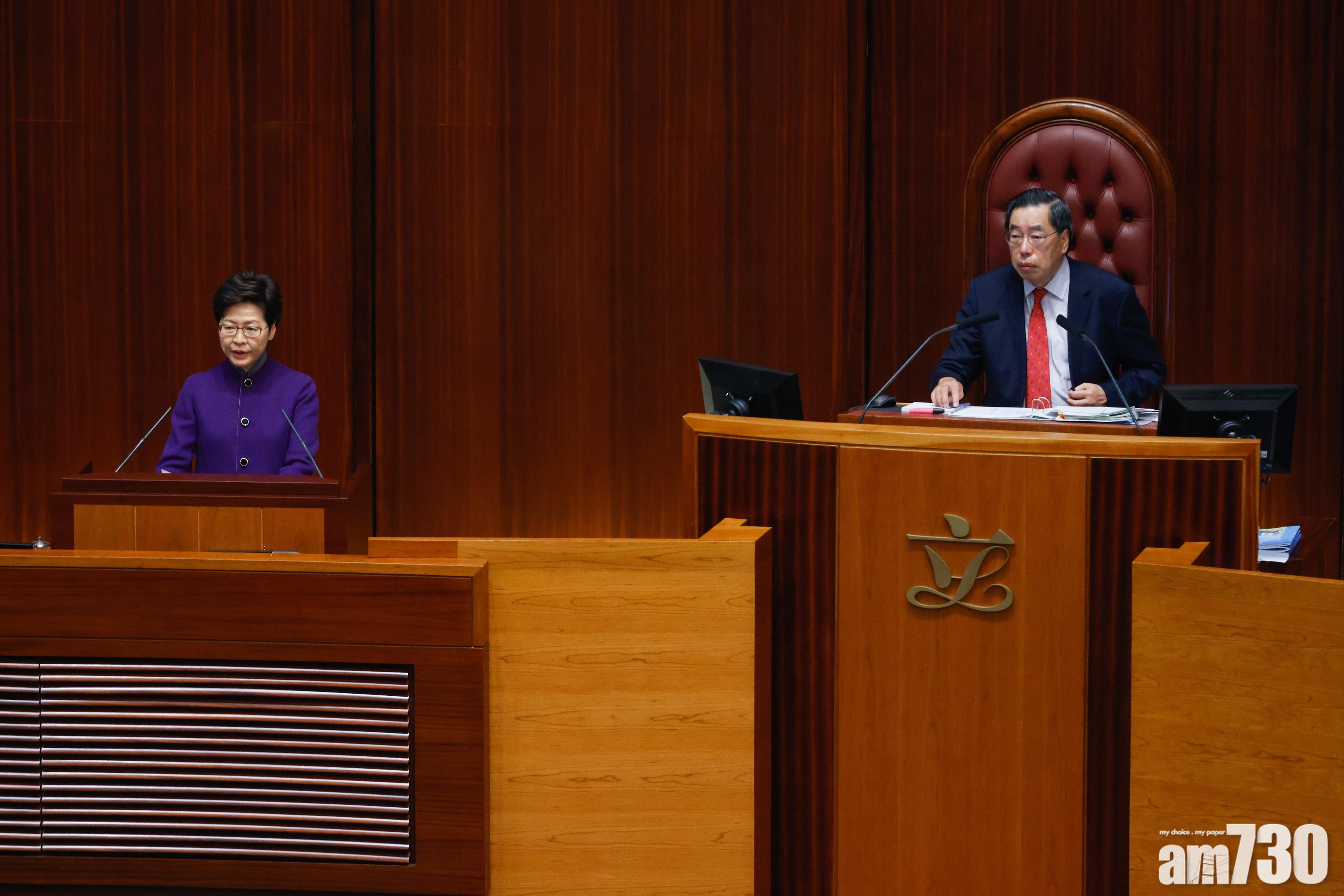 林鄭月娥在立法會提出政府架構重組方案。(資料圖片)