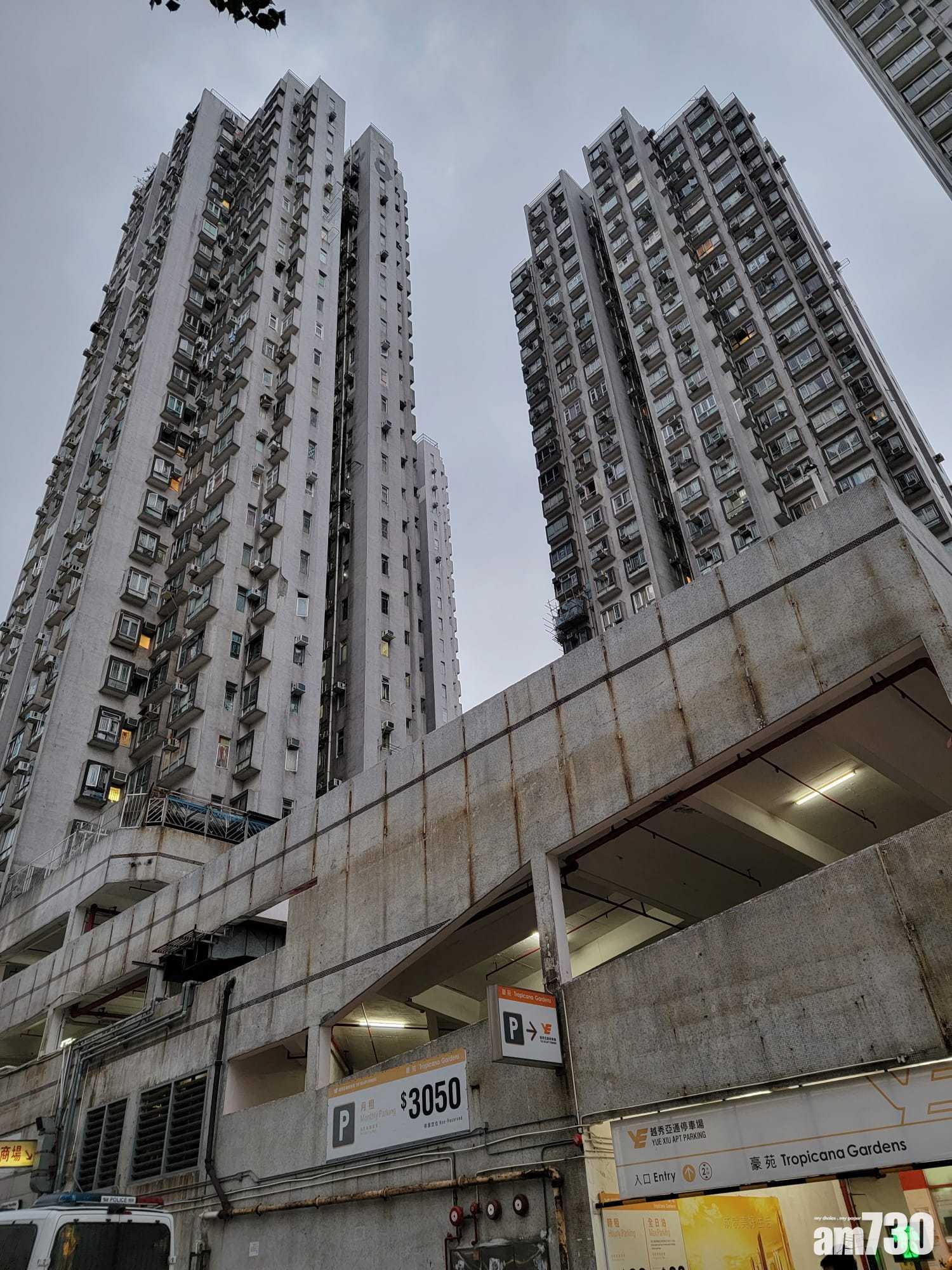 黃大仙豪苑1座。(鍾式明攝)