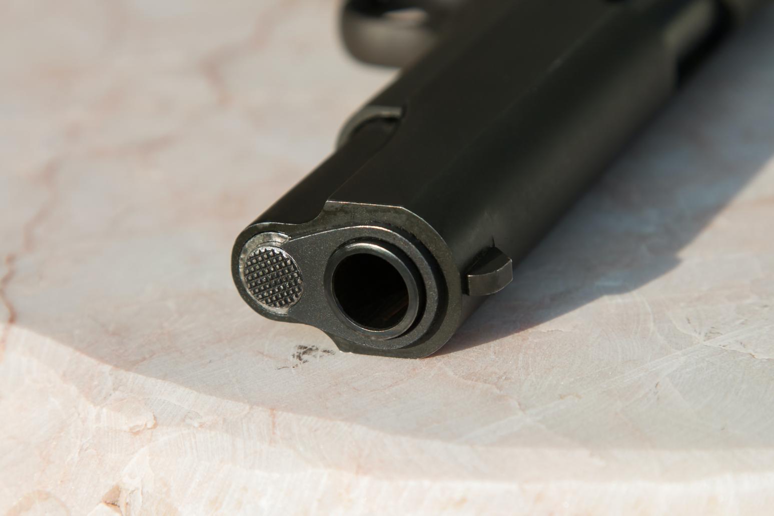 美國傳出女子開槍射殺丈夫與子女的悲劇。(示意圖/Pexels)