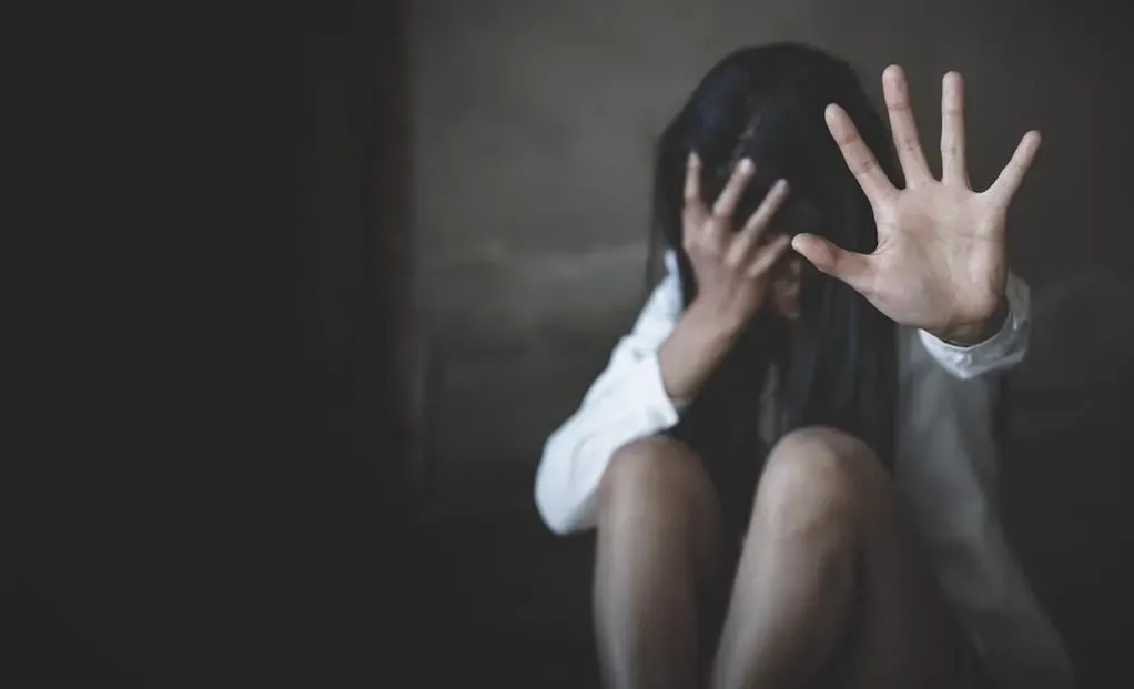 14歲少女放學遭3少年拖草叢性侵 遭利器攻擊後被丟進運河