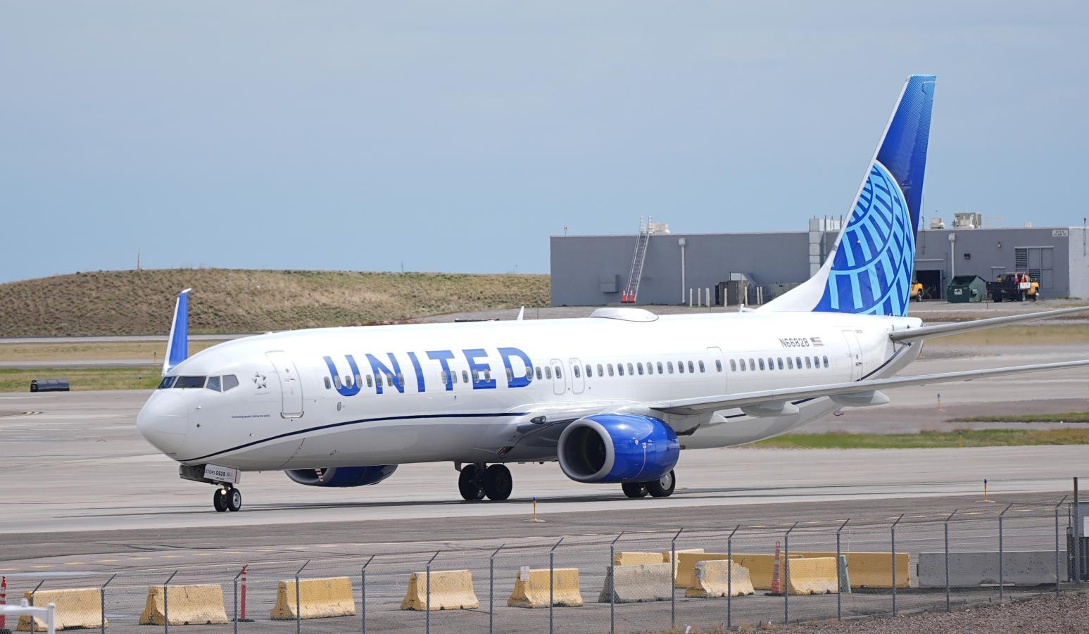 美國聯合航空一架787-8客機起飛後引擎故障,足足盤旋30分鐘才安全降落。(美聯社資料示意圖,非涉事飛機)