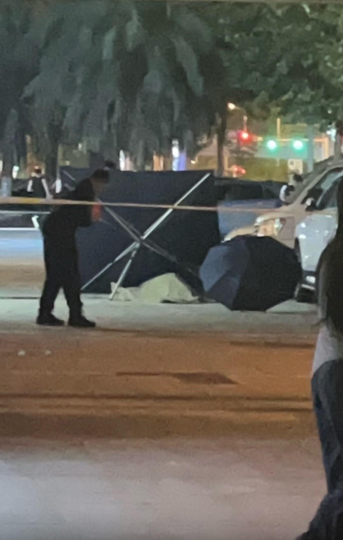 長沙21歲女主播出門散步,慘遭外牆剝落水泥塊砸死。(微博)