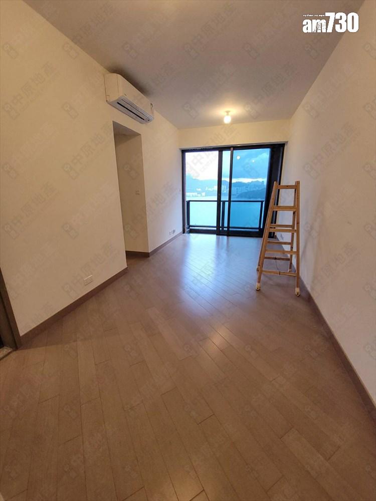 二手蝕讓|等唔切將藍隧道通車!日出康城海景三房劈價沽 4年帳蝕近400萬