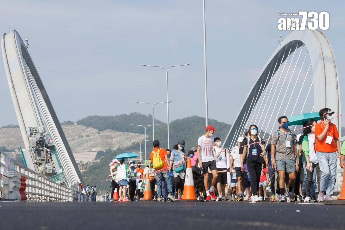 公益金新界區百萬行今日在將軍澳跨灣連接路舉行。(蘇文傑攝)