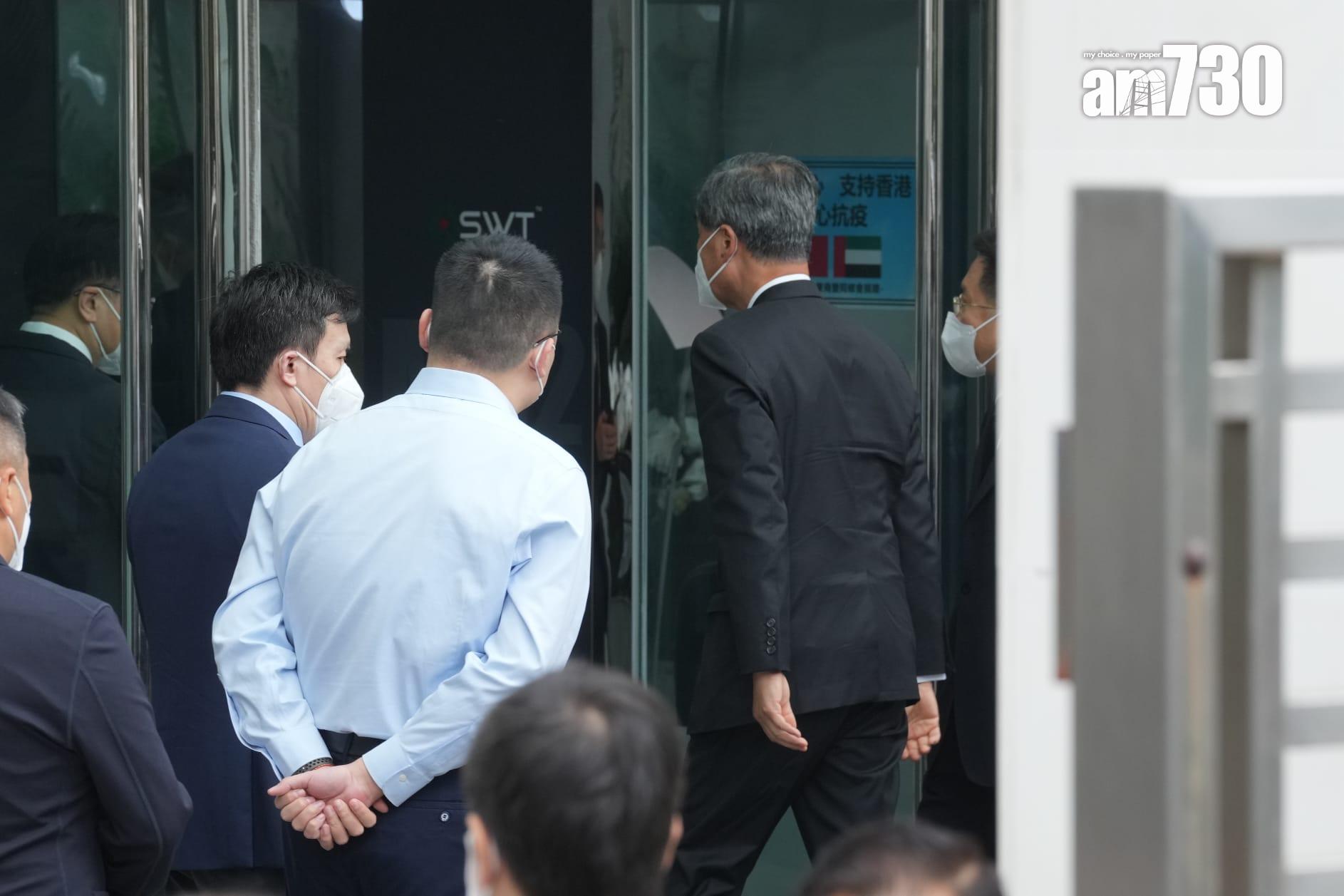 江澤民逝世|主要政府建築物下半旗誌哀 中聯辦設靈堂弔唁需預約持快測陰性結果