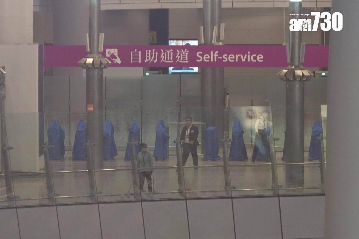 高鐵西九龍站近日陸續有員工返回,為恢復營運和通關做準備。(資料圖片/鍾式明攝)