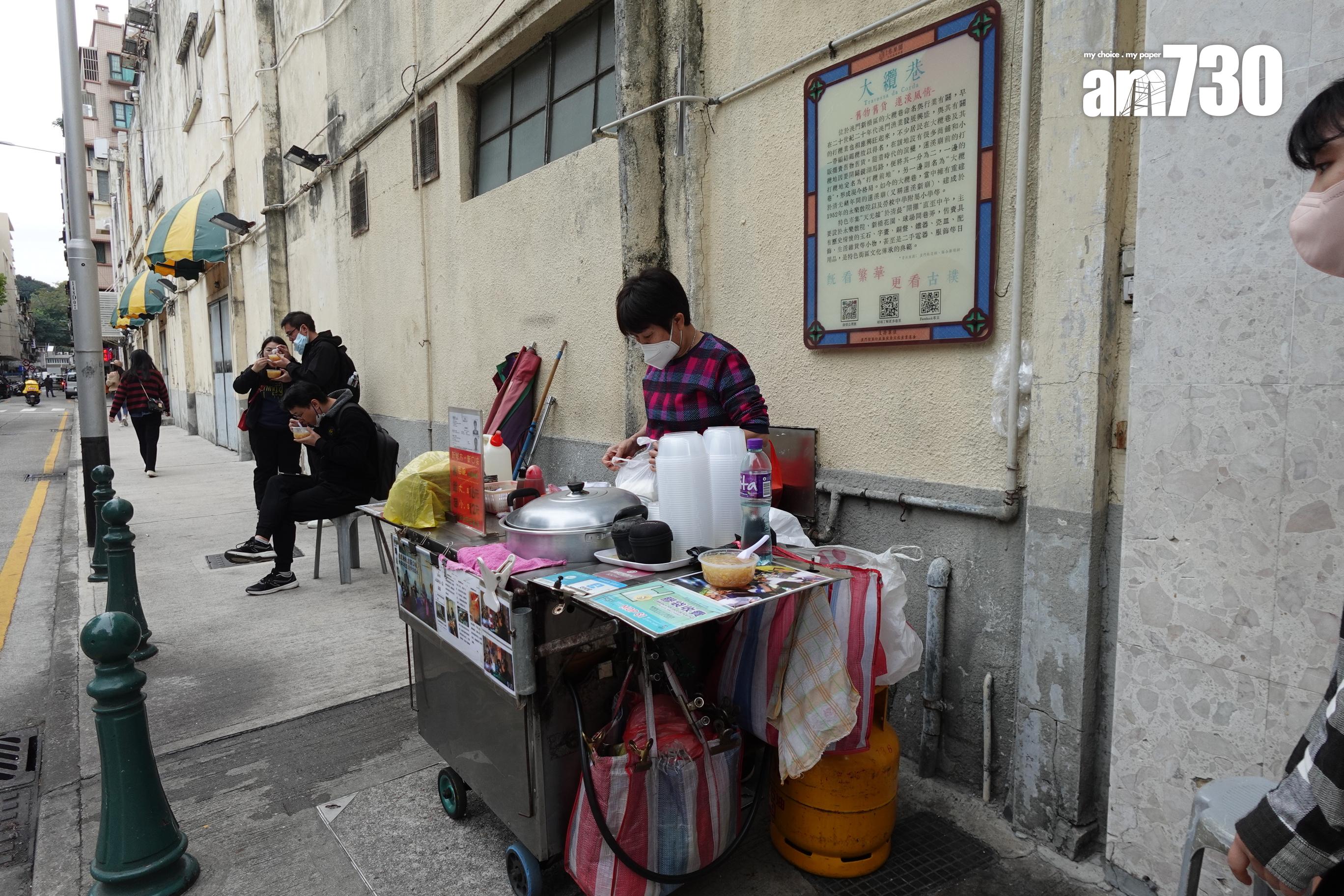 只買雞絲翅,大碗$16,細碗$12。