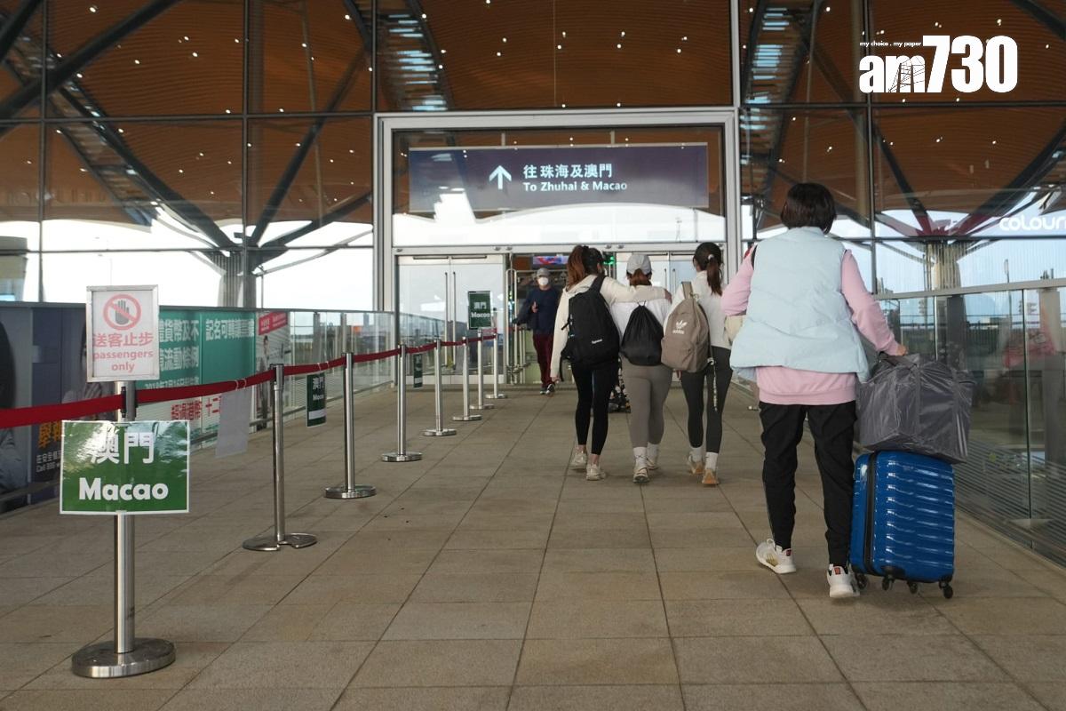 港珠澳大橋周日起,每日設有往返內地的免檢疫通關配額。(陳奕釗攝)