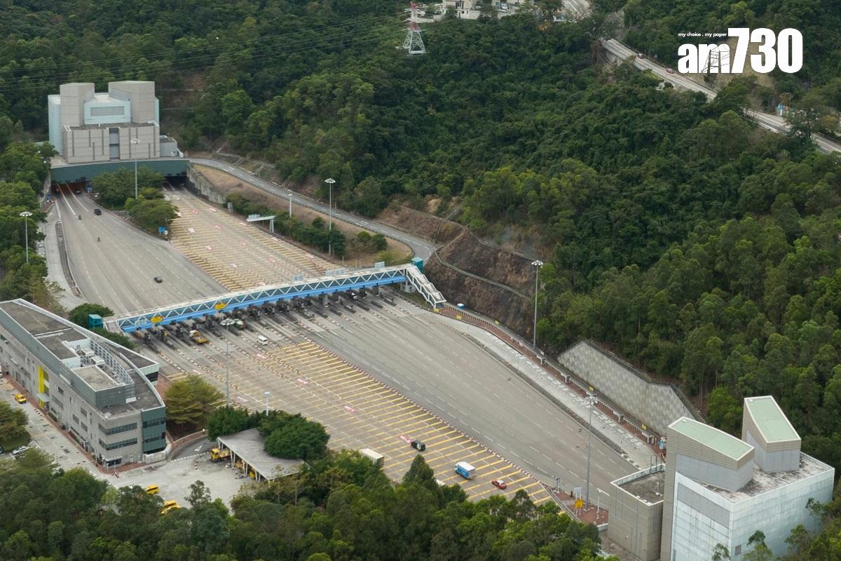 青沙管制區實施「易通行」後,所有人手收費亭及「快易通」車道將會取消。(資料圖片/陳奕釗攝)