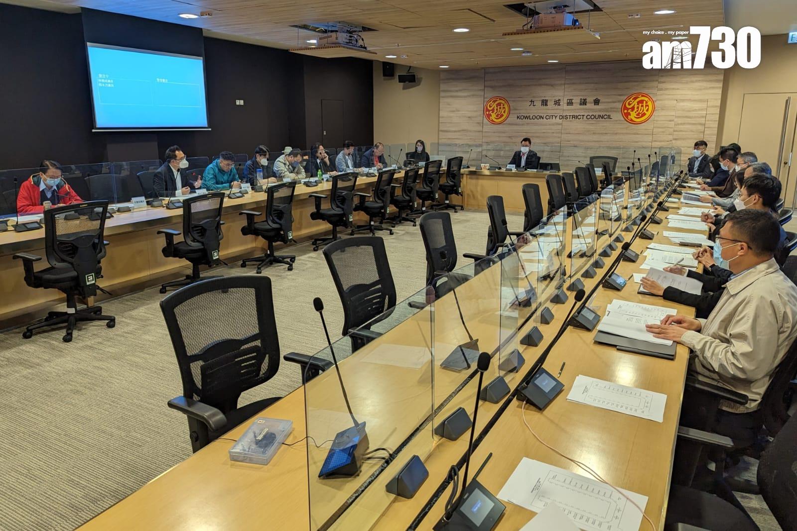 政府目標明年能組成新一屆區議會。(資料圖片/羅庸軒攝)