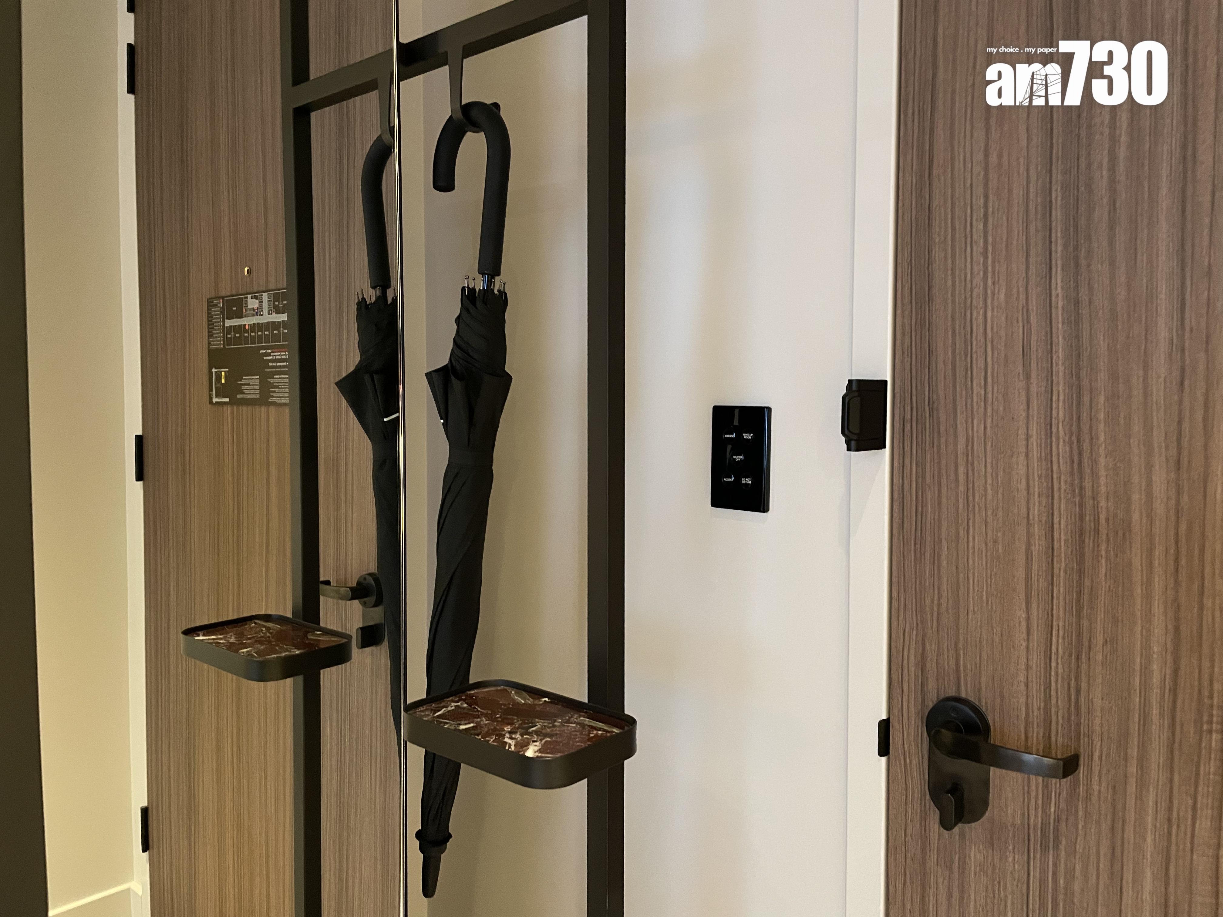 門口旁邊亦有雨傘供不時之需。