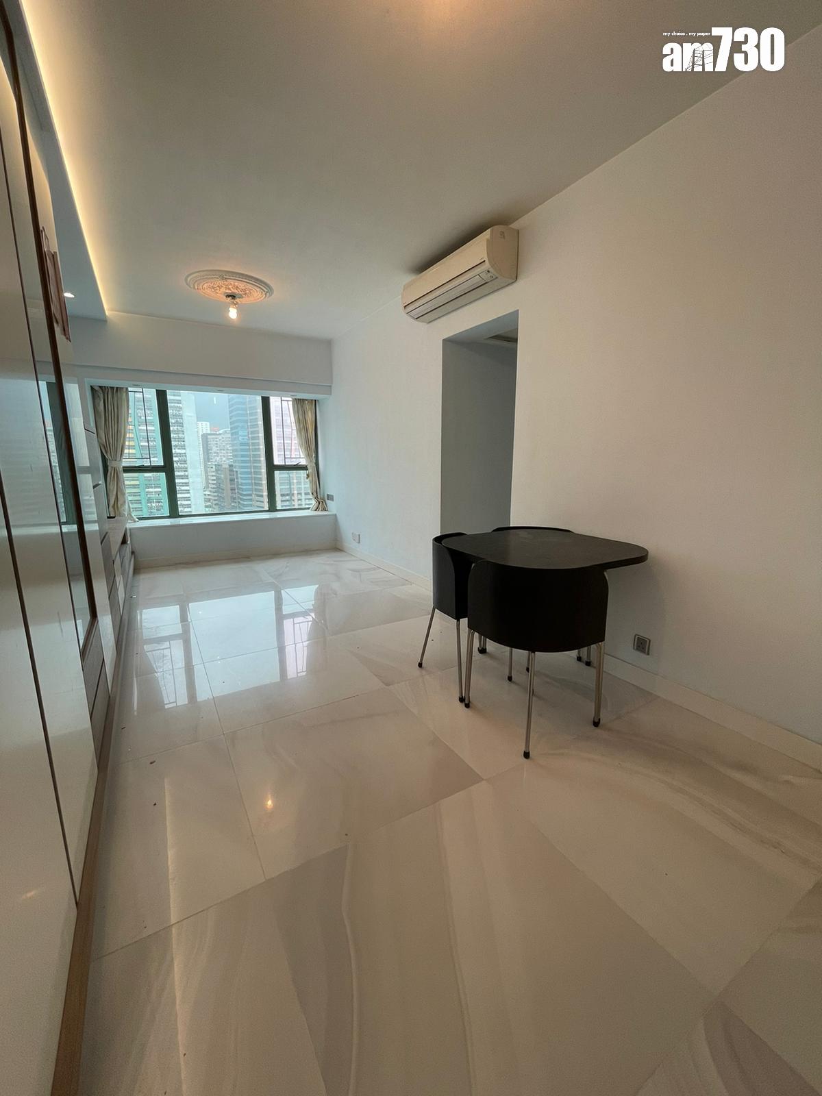 長方形開則大廳,附有少量傢俬。(代理提供)