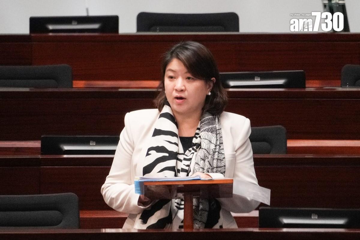 李夏茵稱,政府內部曾經討論應儲存多少抗疫必需品。(李睿哲攝)