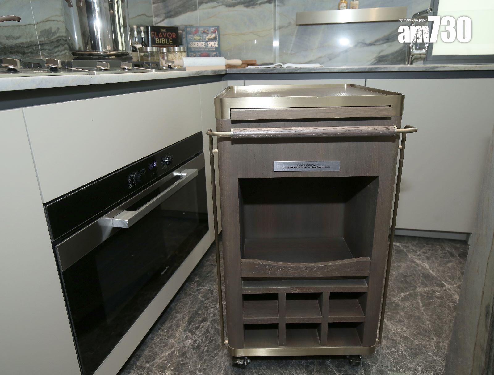 示範單位|天瀧1428方呎四房雙套 跑車作設計靈感 主人浴室配寶藍色透光浴缸