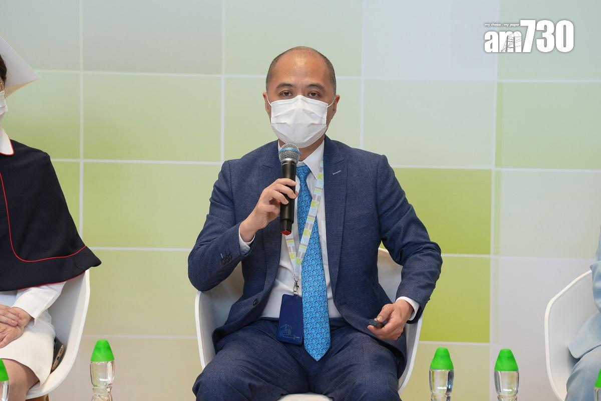 鄧錦成相信,急症室遷移至新大樓後可縮短病人輪候時間。(陳奕釗攝)