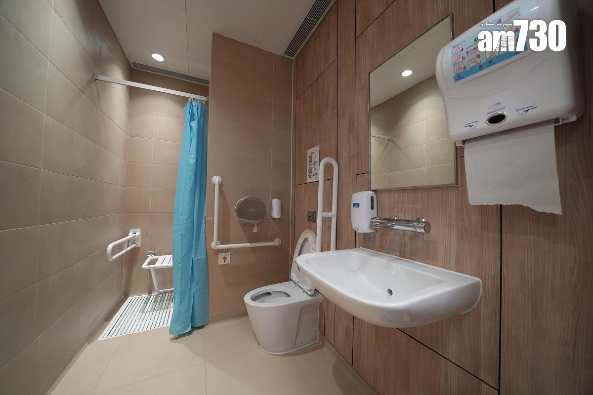 廣華醫院新大樓最少設有56張常設隔離病床,圖為單人病格。(陳奕釗攝)