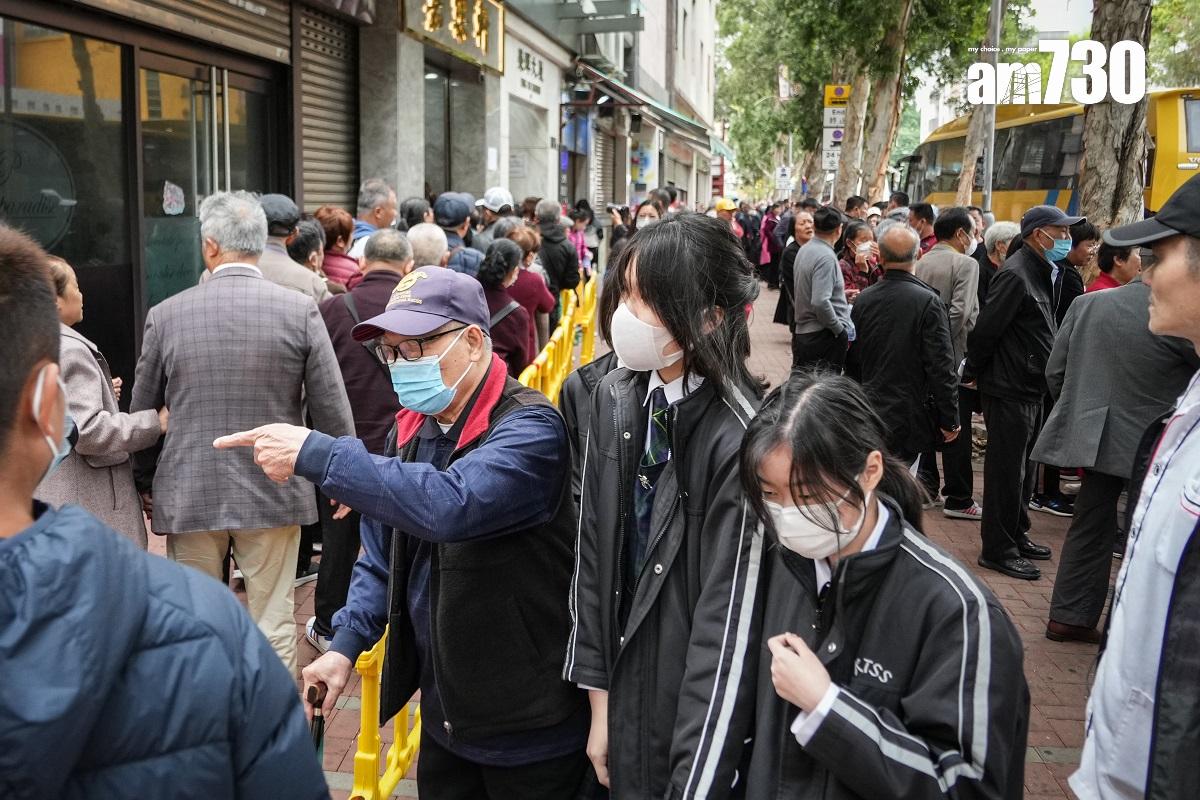 內地低價旅行團「逼爆」土瓜灣和紅磡一帶。(資料圖片/李睿哲攝)