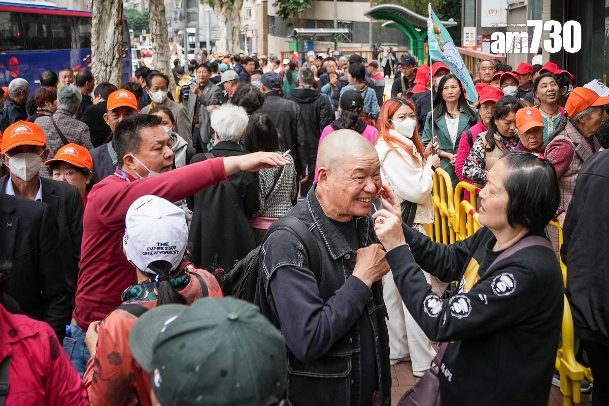 內地低價旅行團「逼爆」土瓜灣和紅磡一帶。(資料圖片/李睿哲攝)