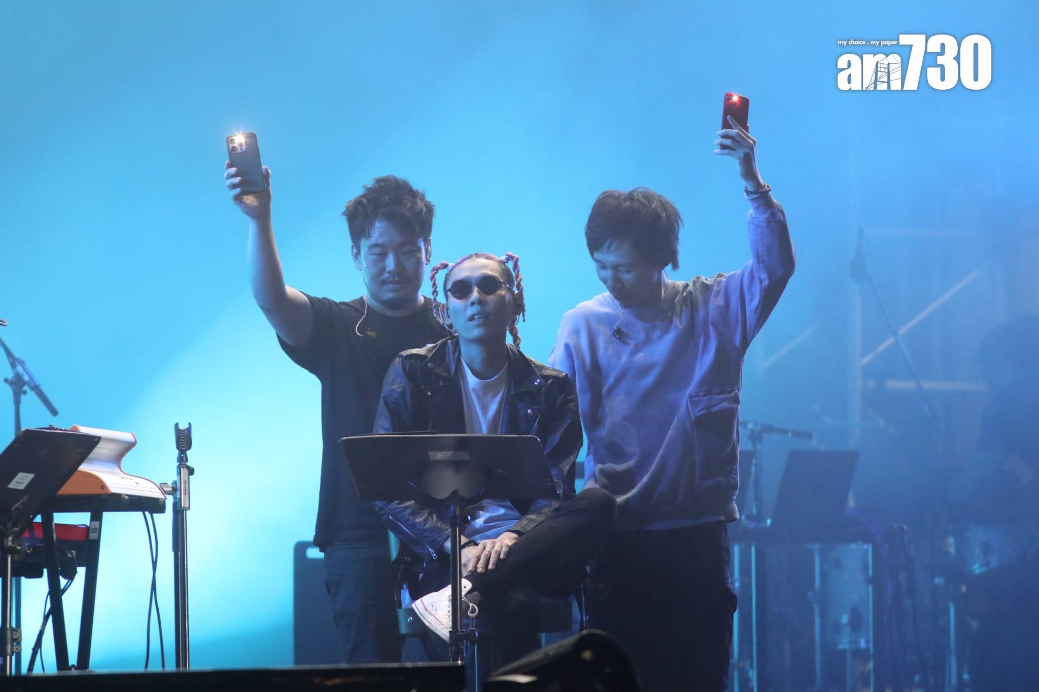 R.O.O.T為《POPFEST HKT西九音樂節:越流行》演出。(鍾式明攝)