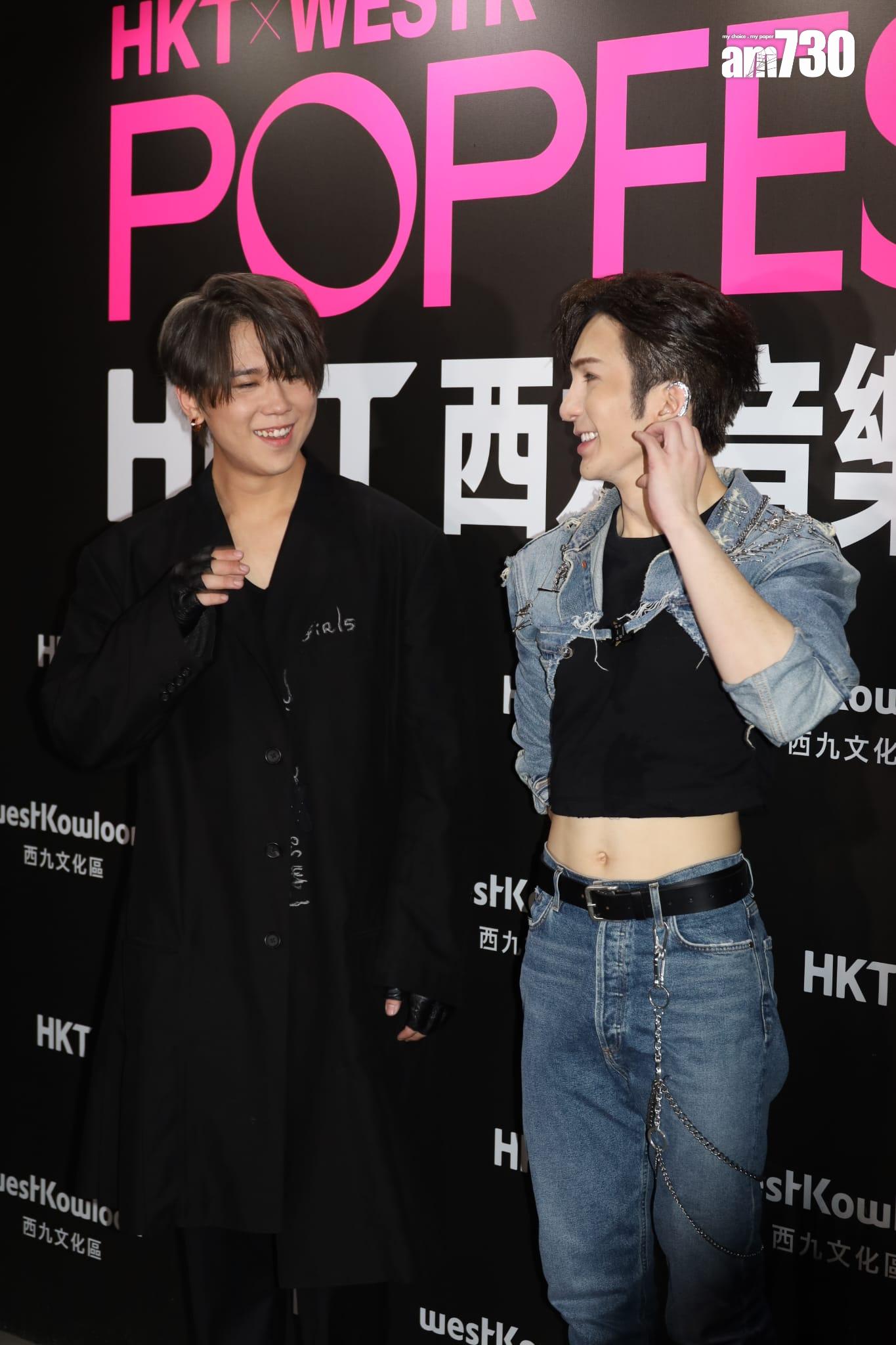 姜濤與Anson Lo在演出後心情輕鬆,在後台受訪拍照。(鍾式明攝)