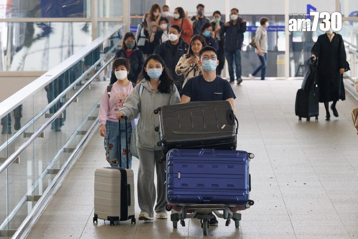 市民趁清明節和復活節長假期外遊。(蘇文傑攝)