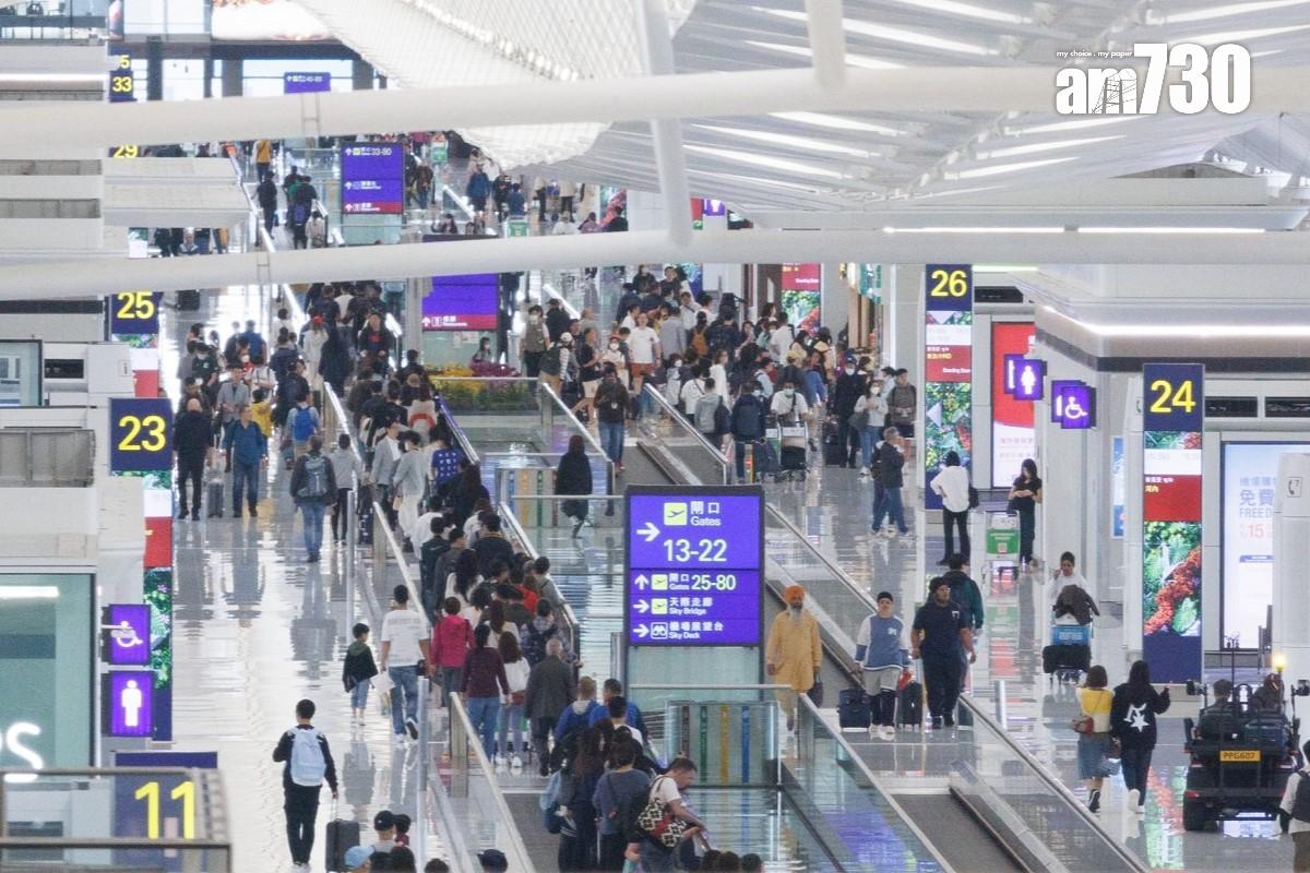 入境處預計清明節及復活節假期期間,約有903萬人次出入境。(蘇文傑攝)