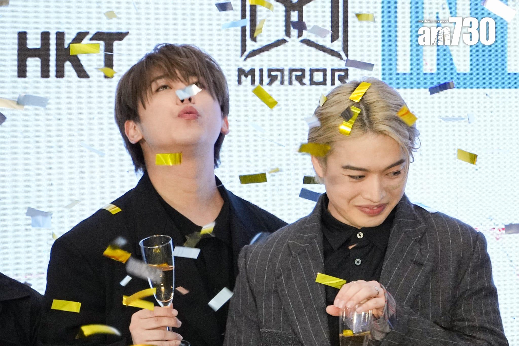 MIRROR四子現身太古城,宣布夏天各自開騷。 (李睿哲攝)