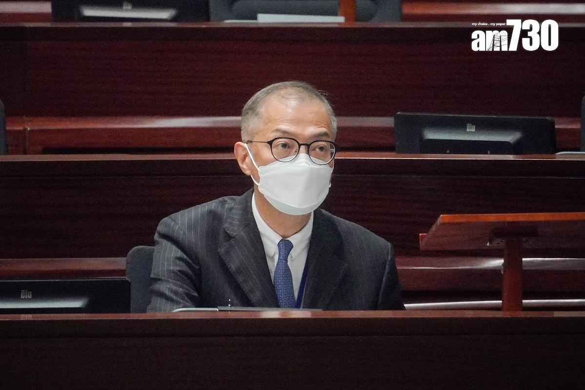 盧寵茂表示,新型肺炎對本地公共衞生構成的風險已明顯降低。(資料圖片/李睿哲攝)