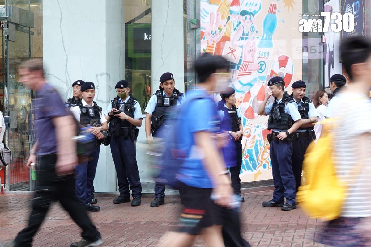今日是六四事件34周年,維多利亞公園一帶警力明顯加強。(陳奕釗攝)