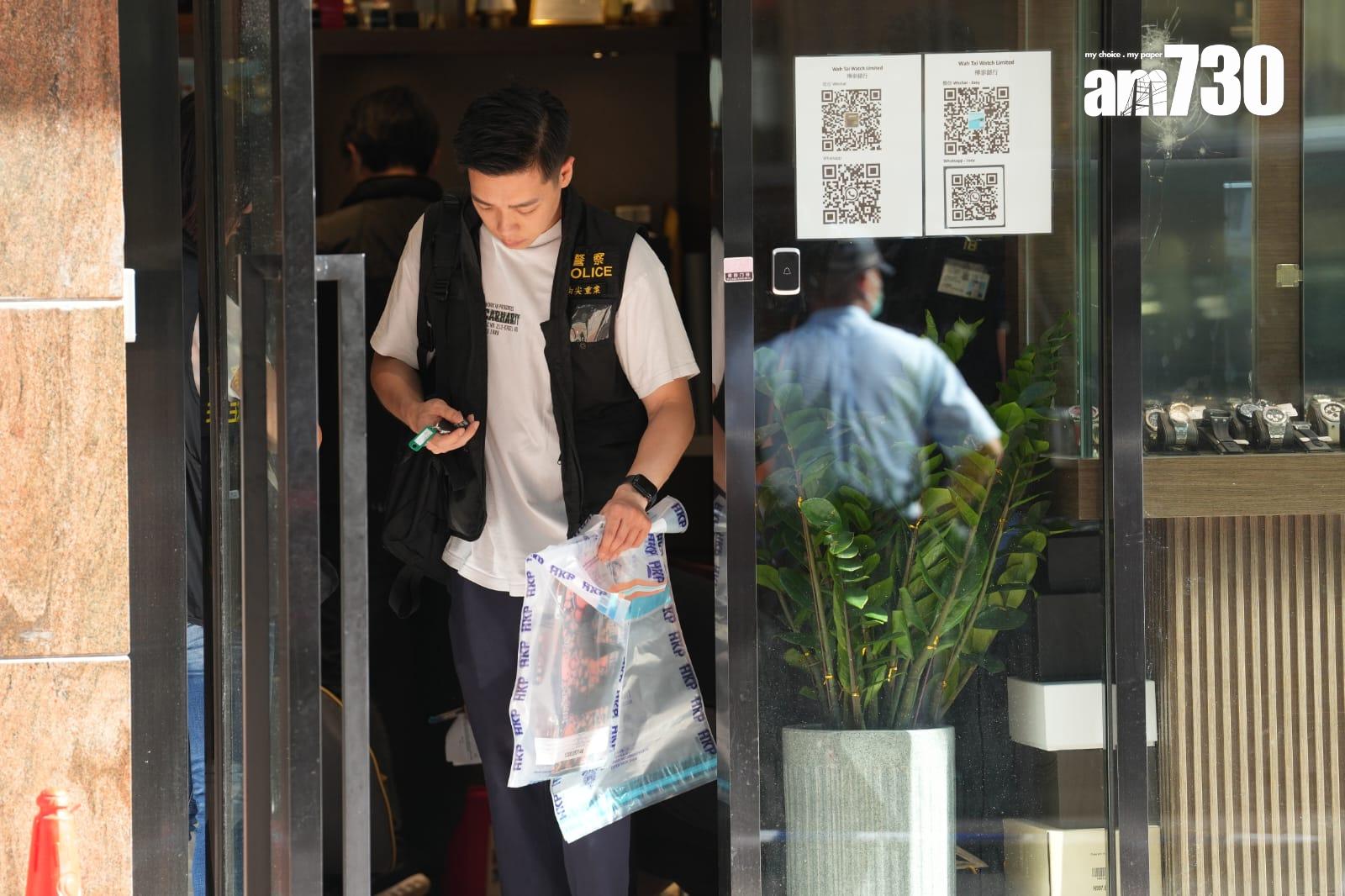 尖沙咀麼地道錶行遭賊人持刀鎚行劫 賊人坐私家車逃去警正追緝 (持續更新)