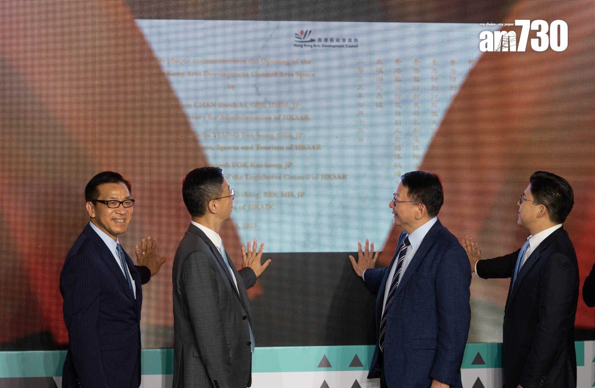 香港藝術發展局進駐黃竹坑 陳國基:日後將成藝術文化界新地標 (蘇文傑攝)