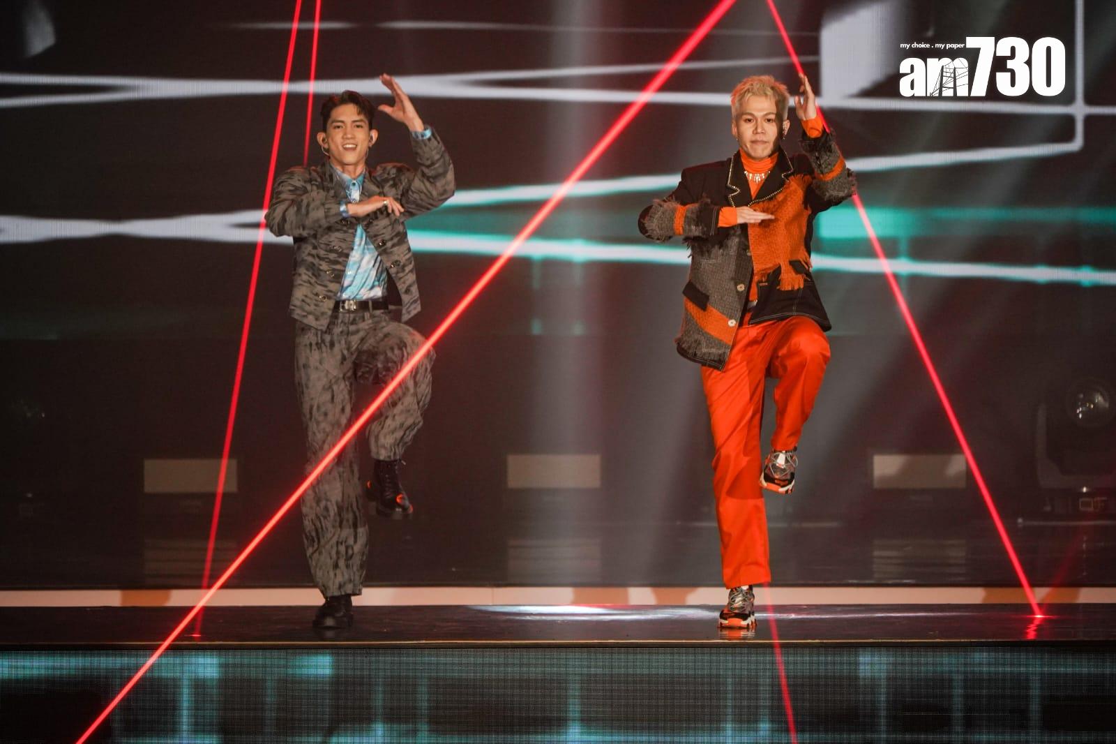 兩人表演炒熱現場氣氛。