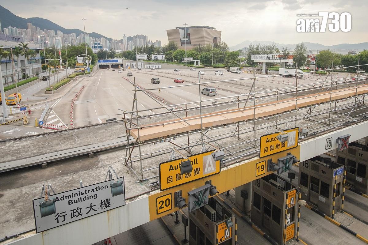政府8月2日收回西隧後,將於3條過海隧道實施「三隧分流」,調整私家車、的士等車種的隧道費。(資料圖片/李睿哲攝)