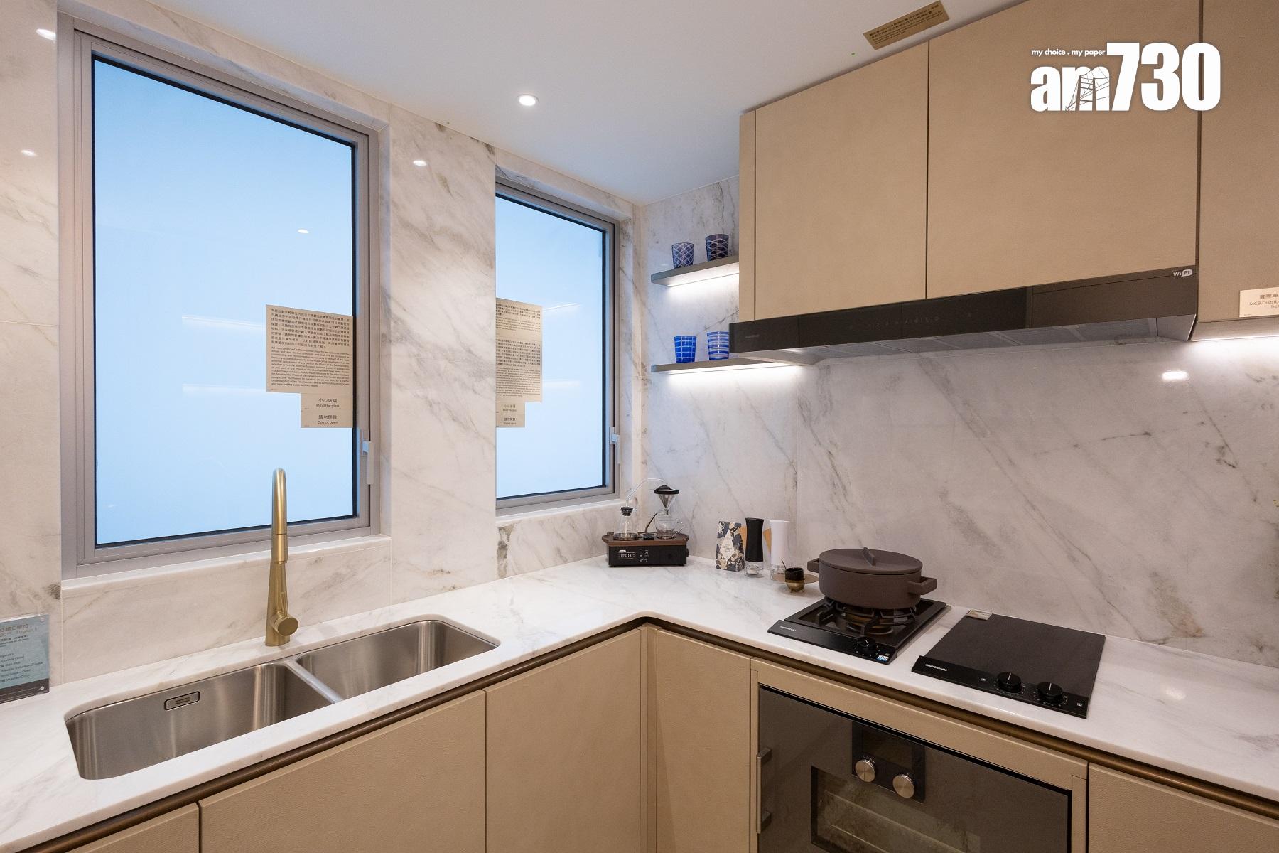 示範單位|親海駅I連裝修714呎三房套 遊艇及海洋作設計概念|多圖