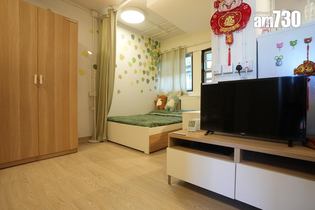 李梓敬話支持簡約公屋計劃,有助縮短公屋輪候冊時間。圖為政府設置嘅簡約公屋示範單位。(資料圖片/陳奕釗攝)