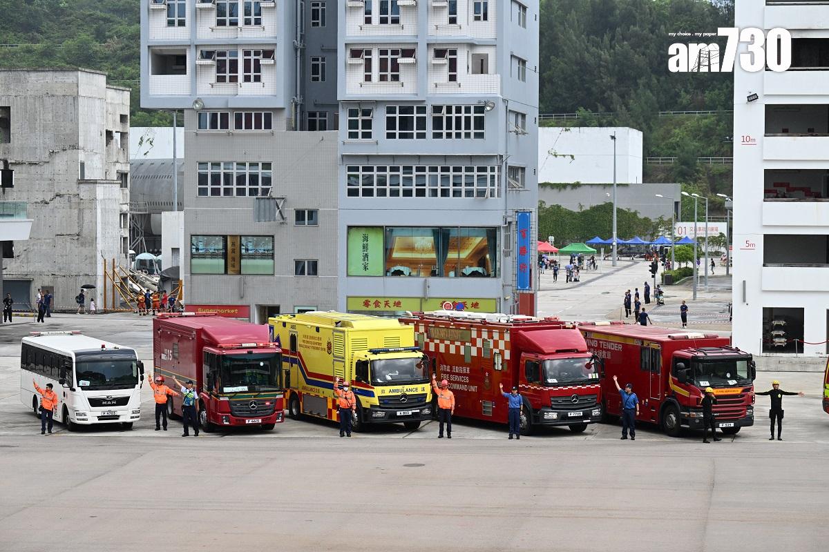 消防及救護學院舉行開放日,設有兩場消防及救護車輛巡遊。(陳奕釗攝)