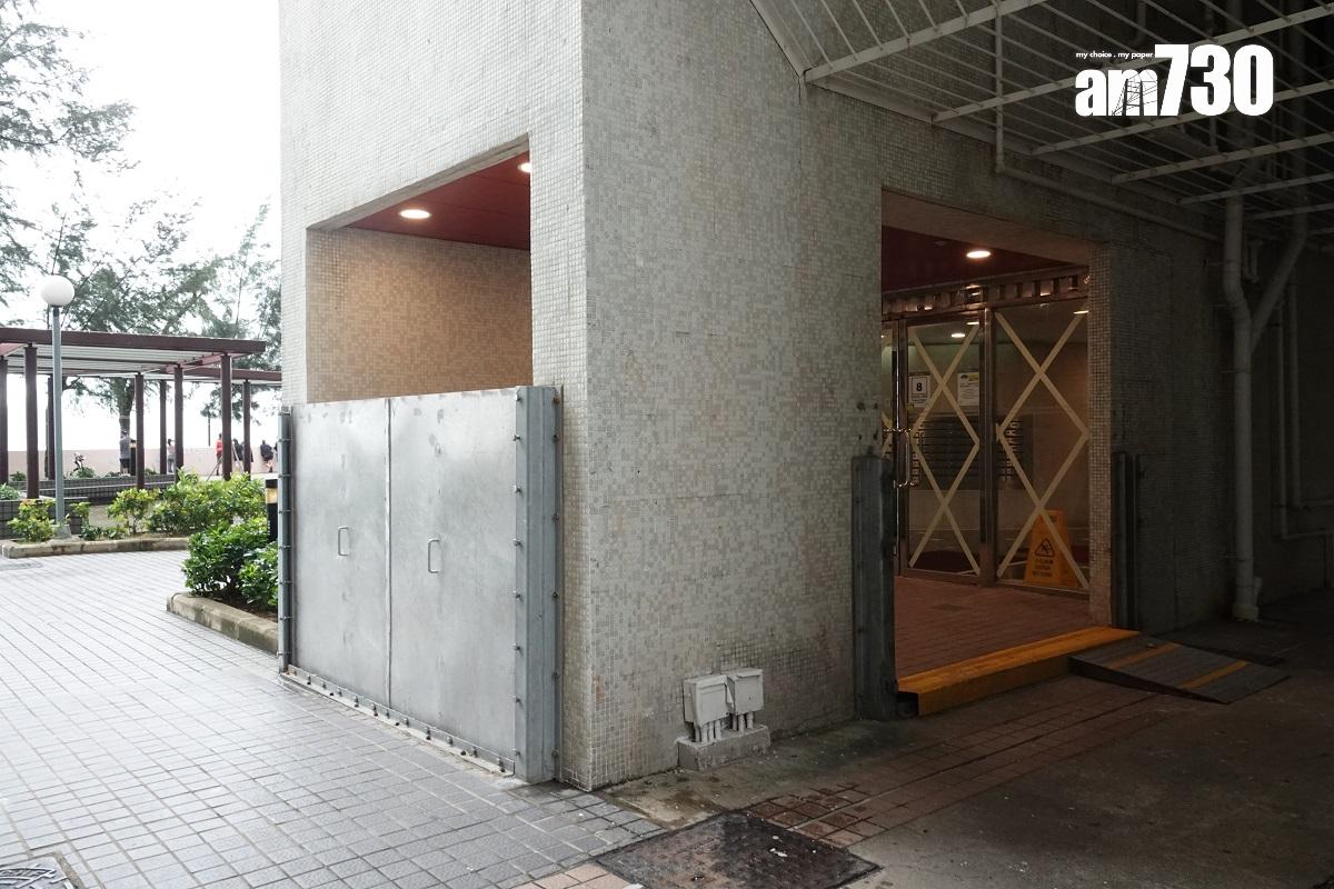 杏花邨一帶經常在颱風天「首當其衝」,近年屋苑管理公司已採取多項預防措施。(資料圖片/陳奕釗攝)