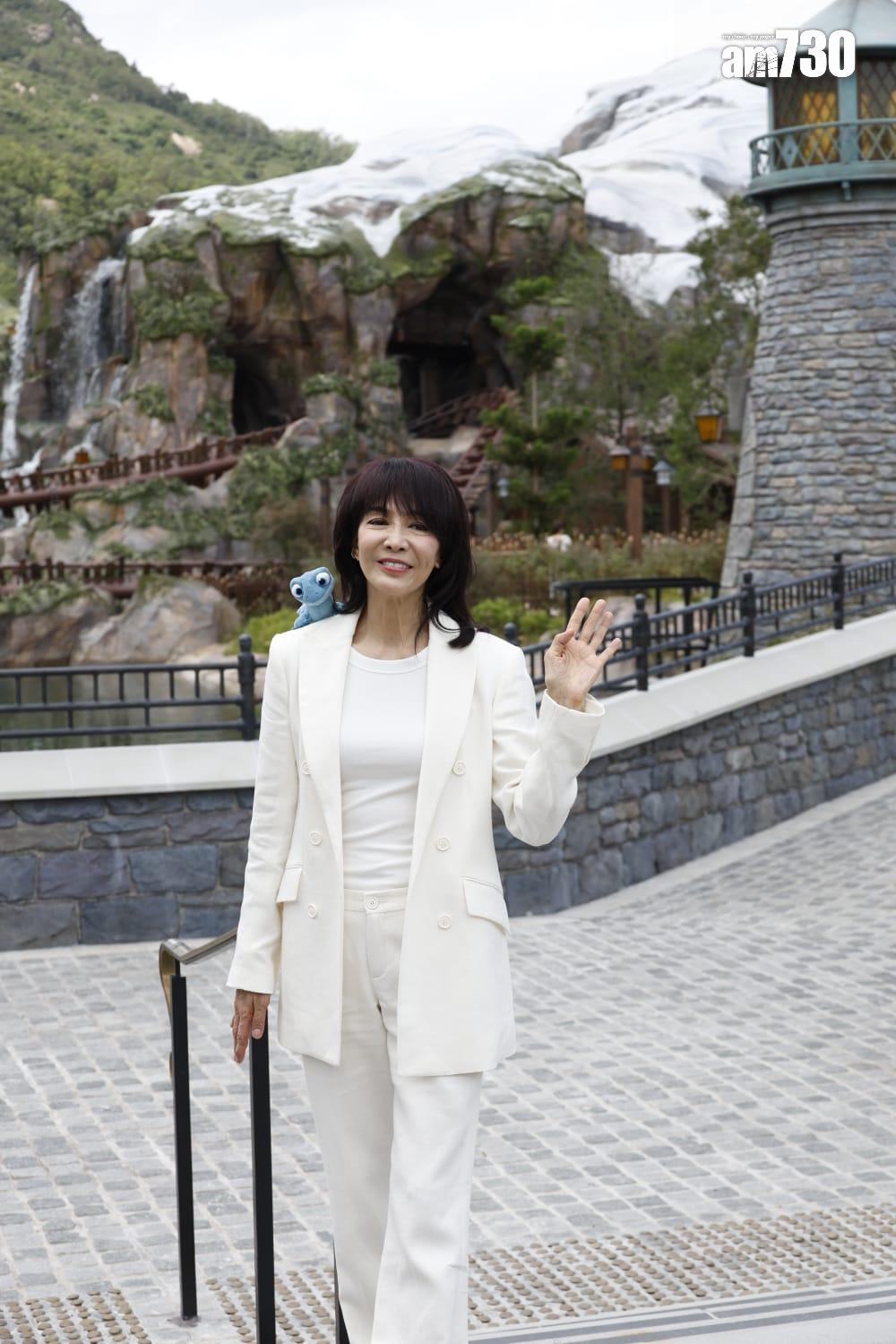 鄭裕玲今日於迪士尼樂園出席活動。 (林俊源攝)