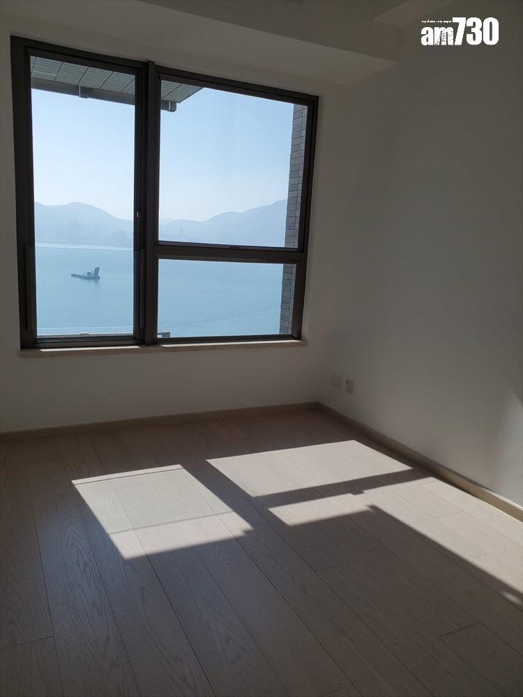 單位直擊|日出康城爆大額蝕讓 海景三房套連「辣稅」沽 實蝕342萬