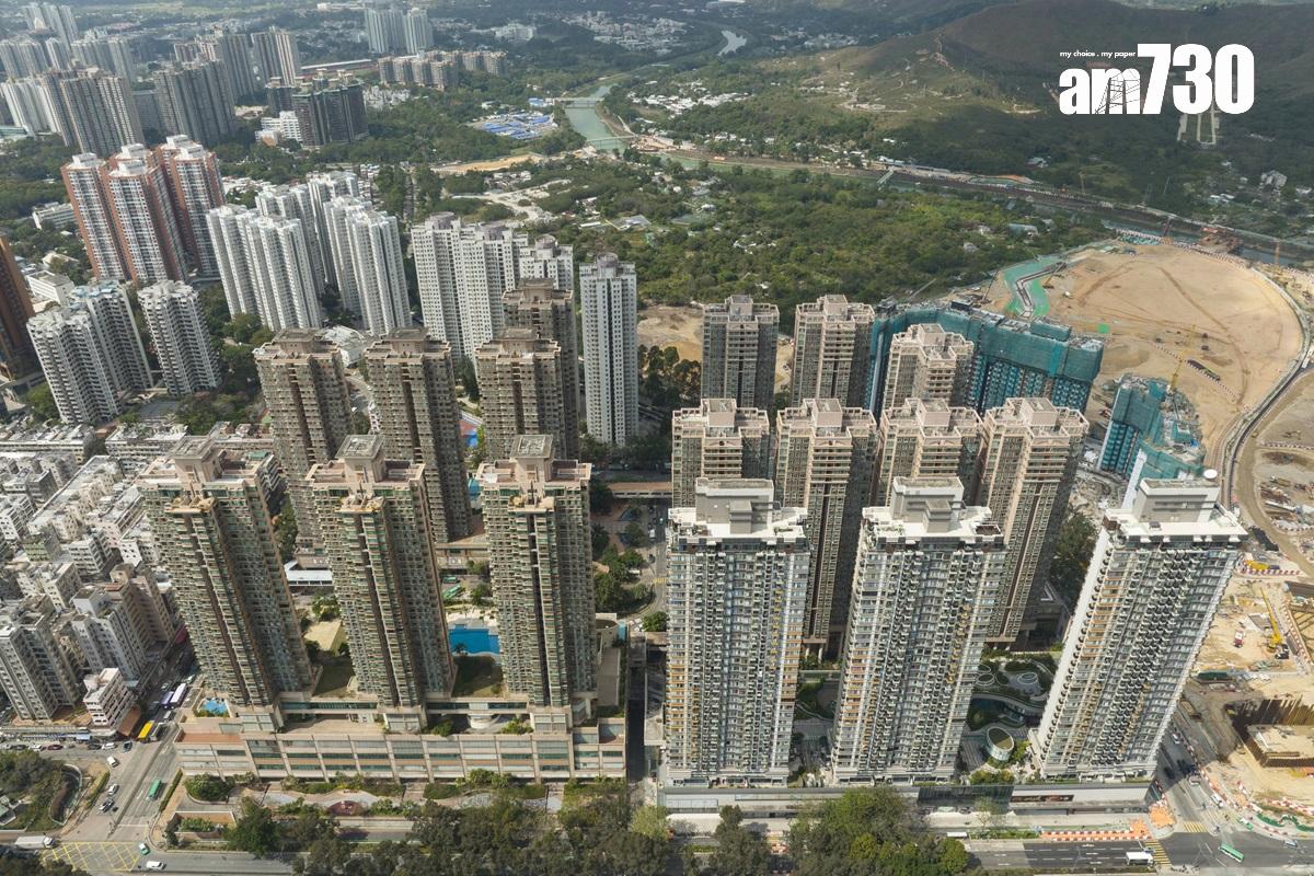 李家超稱,港府不希望樓價大升大跌。(資料圖片)