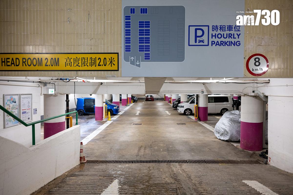 環翠邨停車場已加裝擋水板、抽水泵等設備。(陳奕釗攝)
