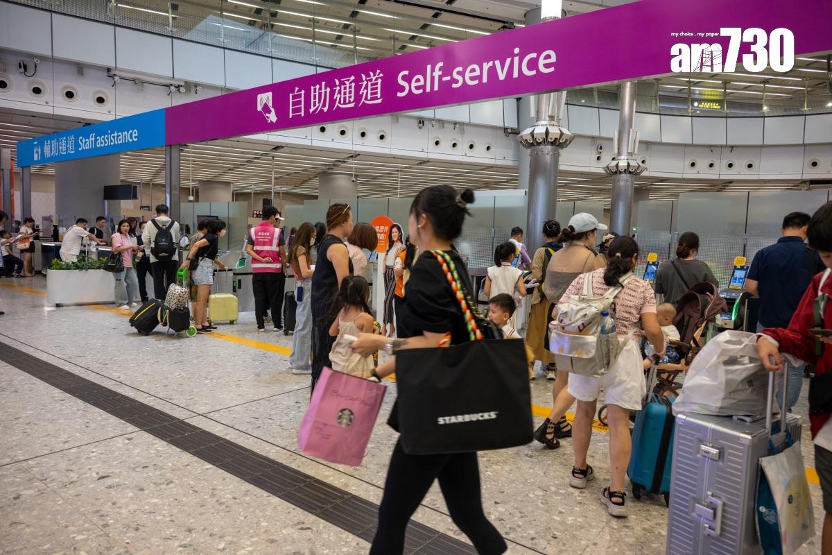 高鐵香港段在暑假旺季,每日乘客量平均超過7萬人次。(資料圖片/陳奕釗攝)