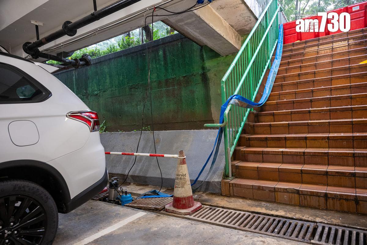 環翠邨停車場已加裝擋水板、抽水泵等設備。(陳奕釗攝)