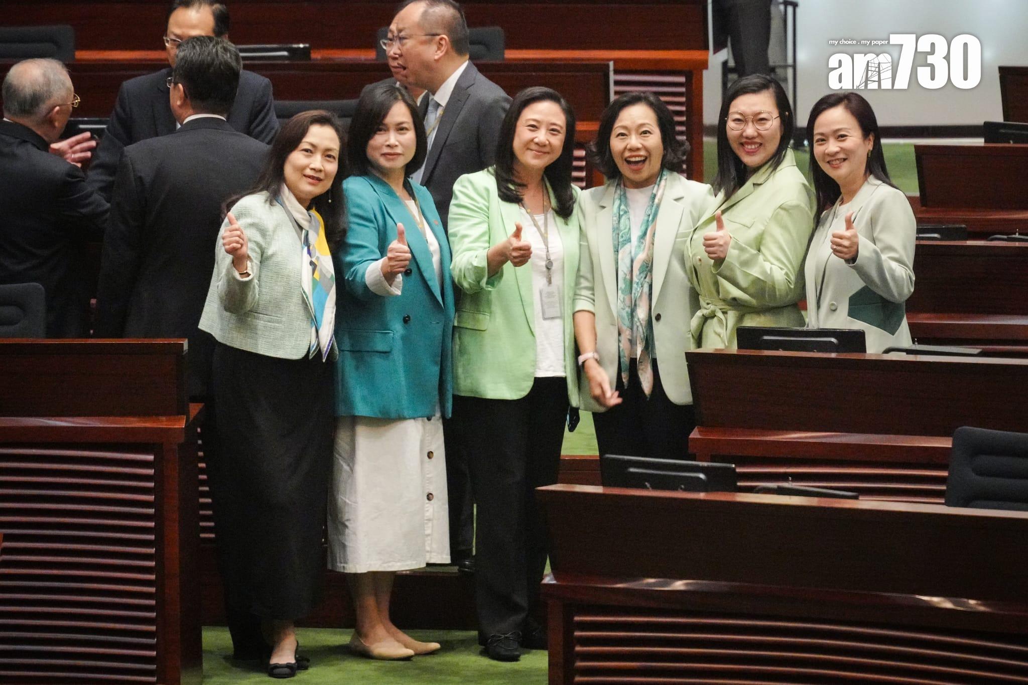 施政報告2023|李家超出席立法會施政報告答問會(李睿哲攝)