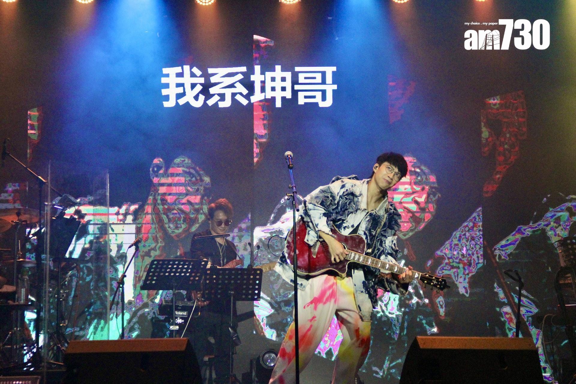 吳業坤搭巴士返屯門愛巢 途中肚痛FB直擊引大批網民留言 捱過三次陣痛 最後……