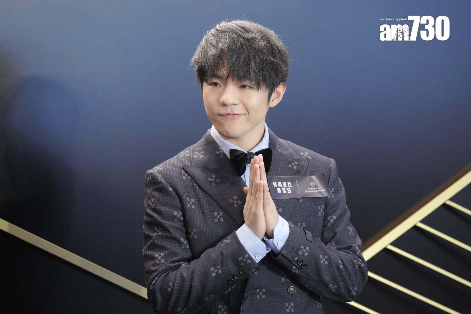 陳卓賢(Ian)出席《時尚煲呔賽馬日》並擔任開幕表演嘉賓。