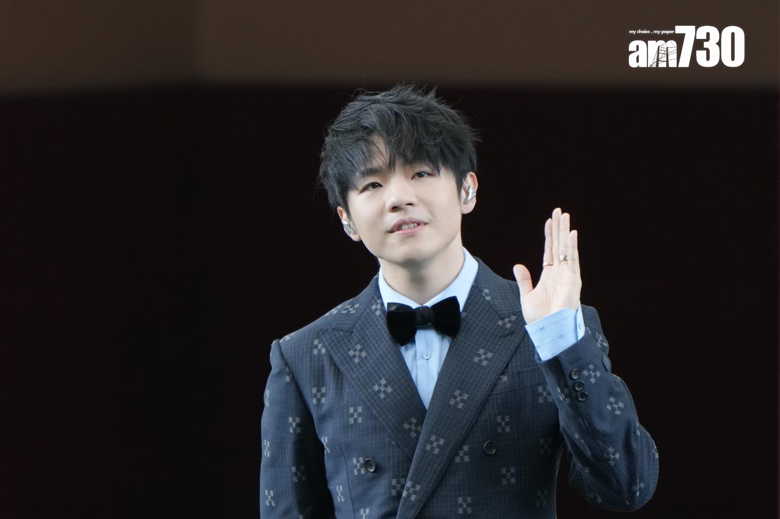 陳卓賢(Ian)出席《時尚煲呔賽馬日》並擔任開幕表演嘉賓。