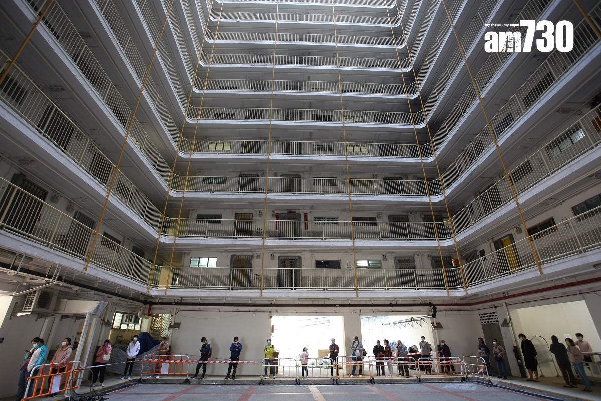 雙塔式公屋內的天井設計,圖為彩雲邨。(資料圖片)