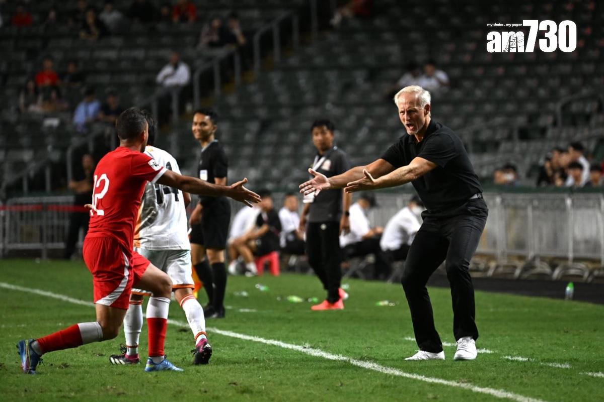 世界盃外圍賽,紅色球衣的港隊今晚在香港大球場迎戰不丹。(陳奕釗攝)